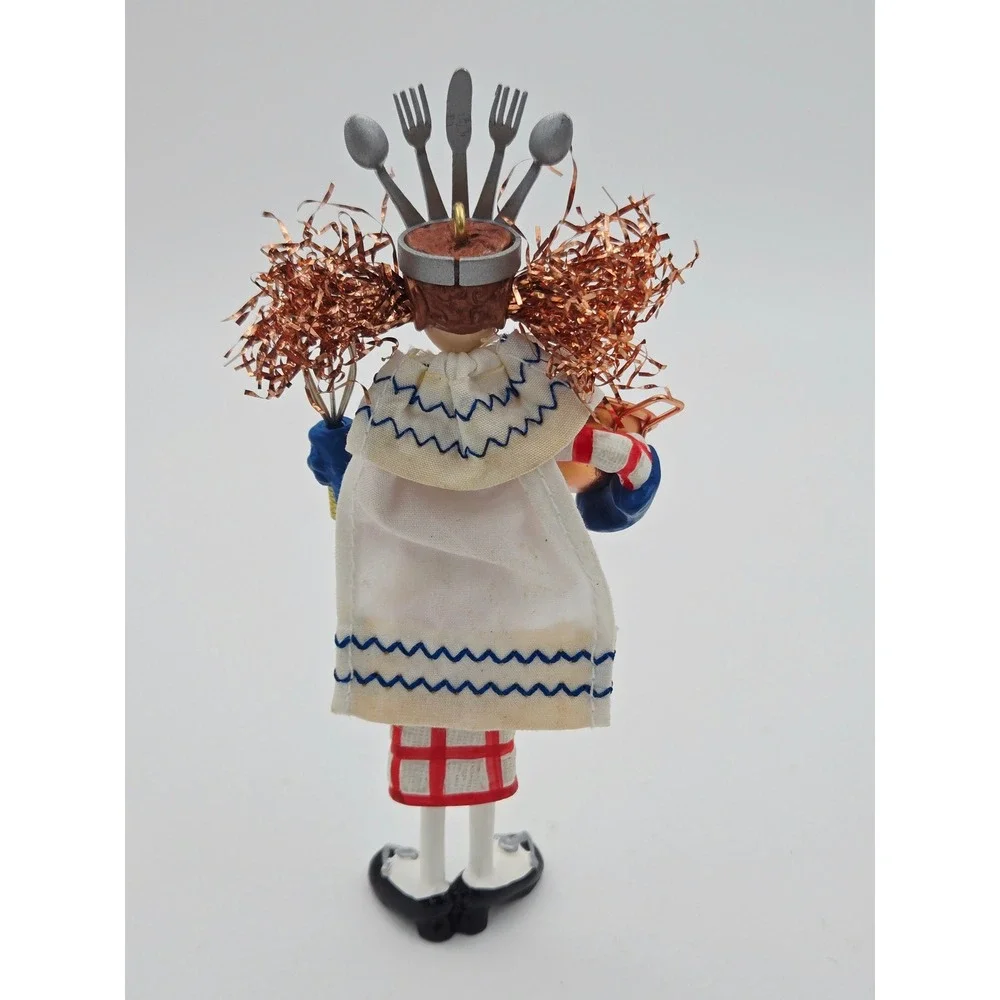 2004 Hallmark Keepsake The Queen of Cuisine Ornament Chef Whimsical Kitchen